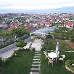 Topalli *