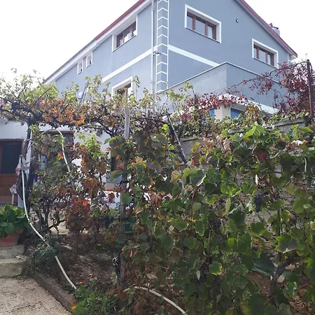 Guest house Topalli *