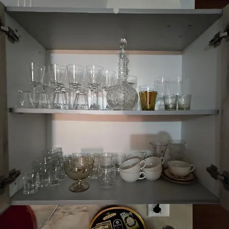 Topalli Πανσιόν *